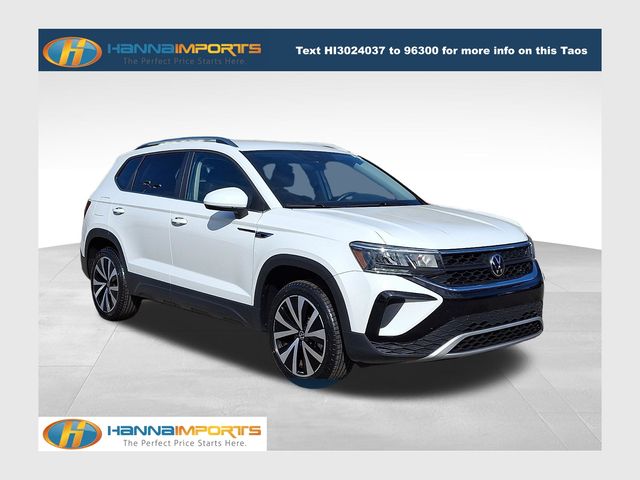 2024 Volkswagen Taos 1.5T SE's photo