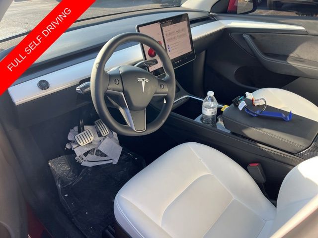 2023 Tesla Model Y Performance photo 3
