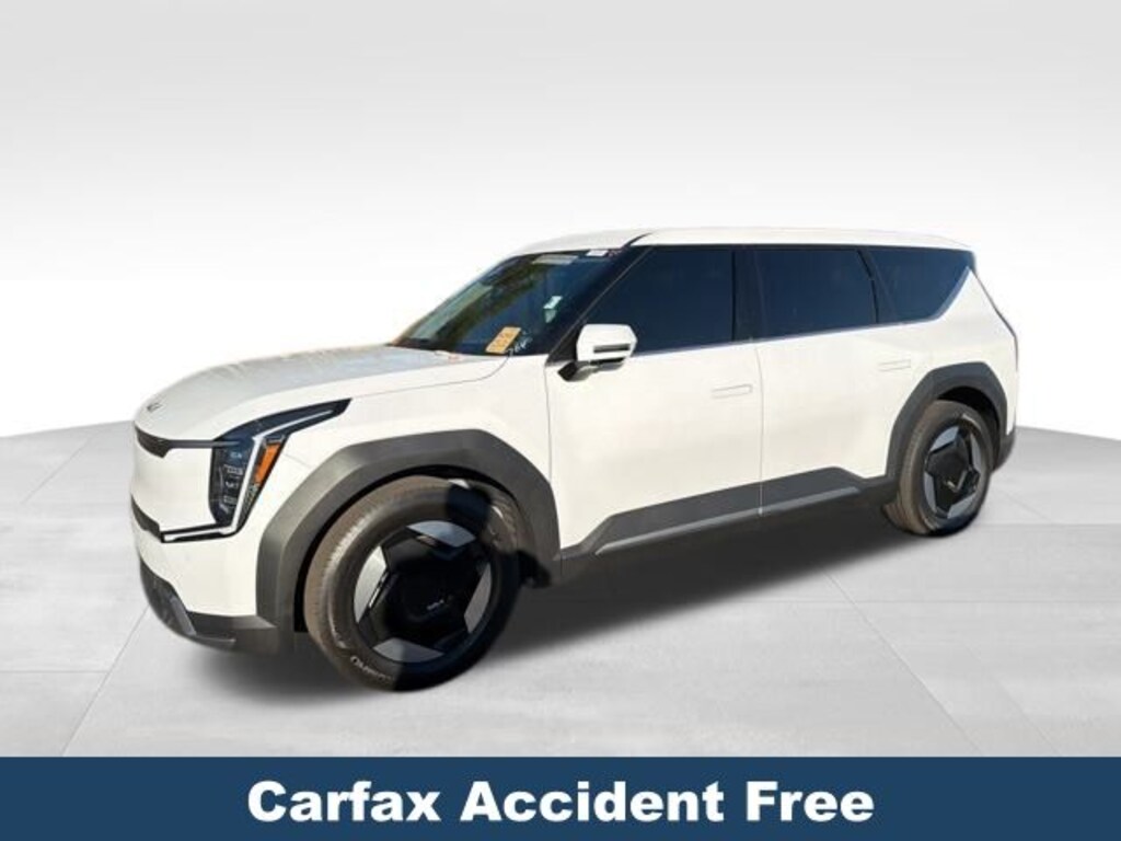 Used 2026 Kia EV9 Light SUV