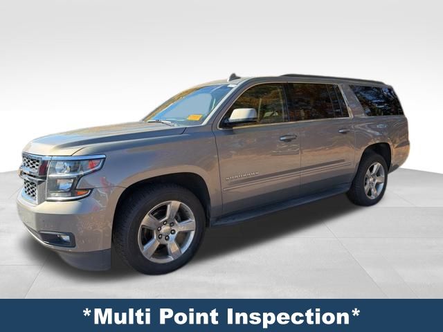 2017 Chevrolet Suburban LT photo 2