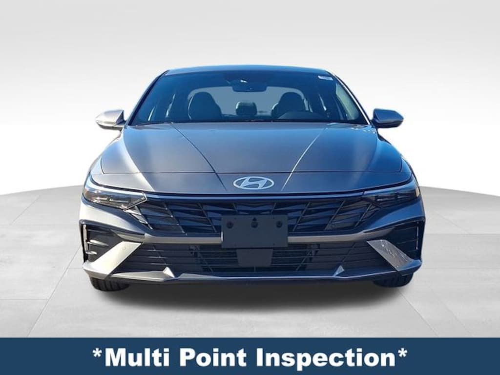 Used 2024 Hyundai Elantra Hybrid Limited Sedan