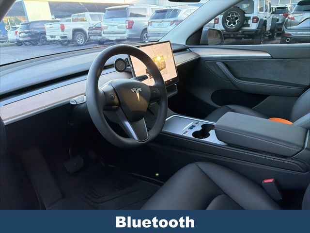 2024 Tesla Model Y Long Range photo 3