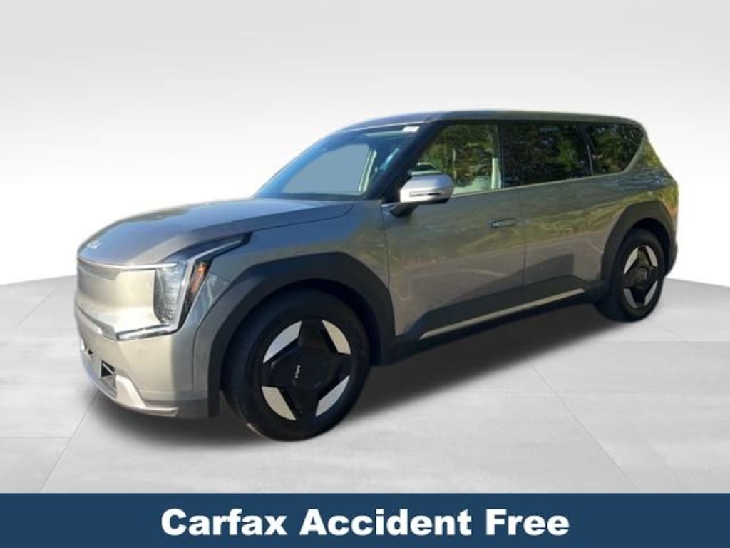Used 2024 Kia EV9 Light SUV