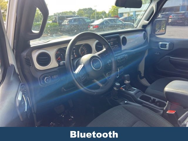2021 Jeep Wrangler Unlimited Islander photo 3