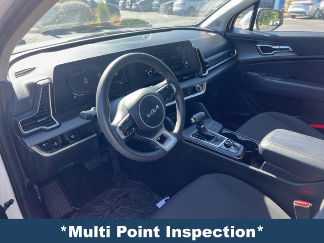2023 Kia Sportage LX photo 3