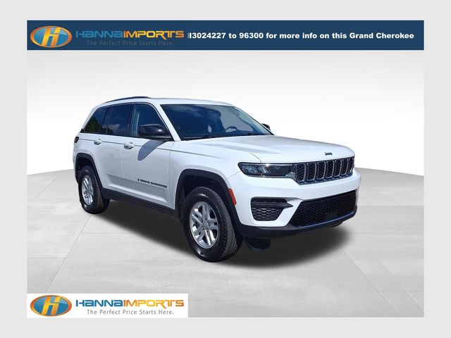2023 Jeep Grand Cherokee Laredo 4x4's photo