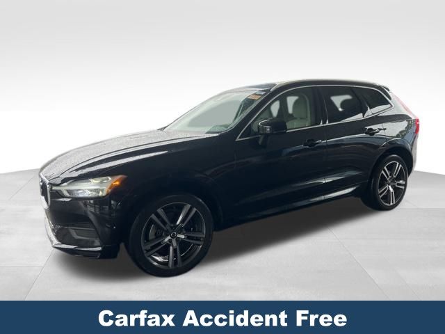 2018 Volvo XC60 T6 Momentum photo 2