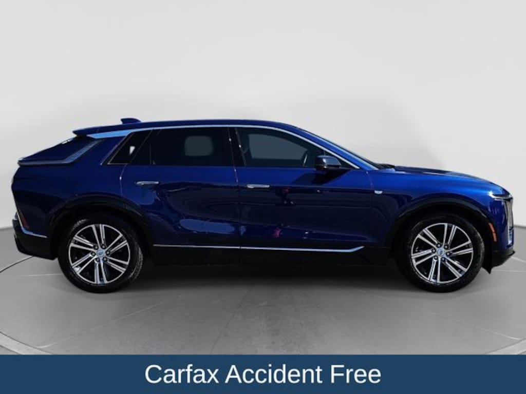 Used 2024 CADILLAC LYRIQ Luxury SUV