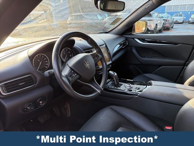 2022 Maserati Levante GT photo 3