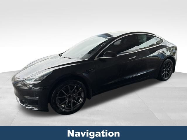 2019 Tesla Model 3 Standard Range Plus photo 2