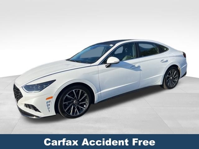 2023 Hyundai Sonata Limited photo 2