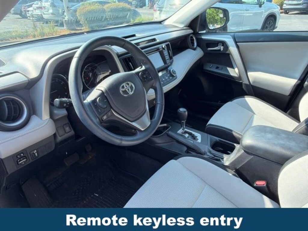 Used 2016 Toyota RAV4 XLE SUV