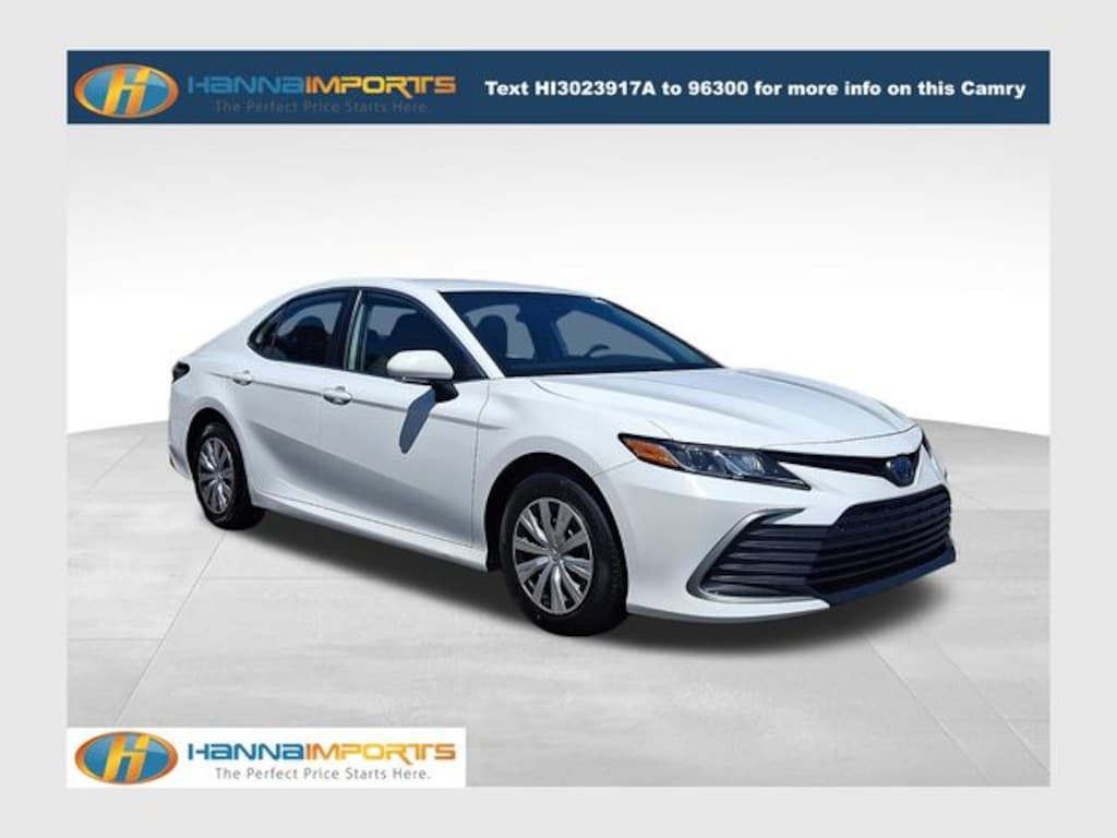 Used 2022 Toyota Camry Hybrid LE Sedan