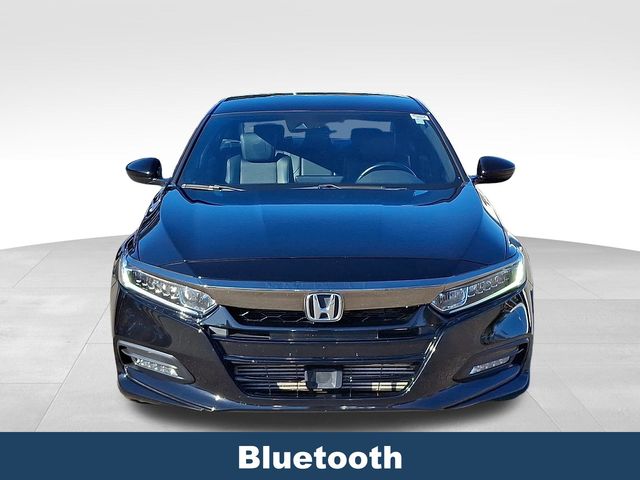 2018 Honda Accord Sport photo 2