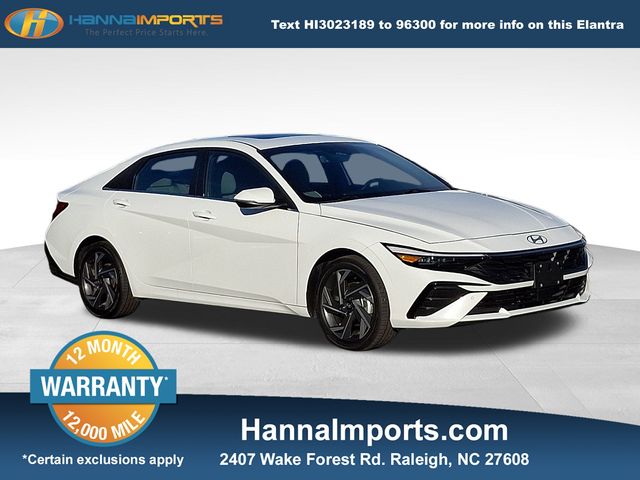 2024 Hyundai Elantra Limited's photo