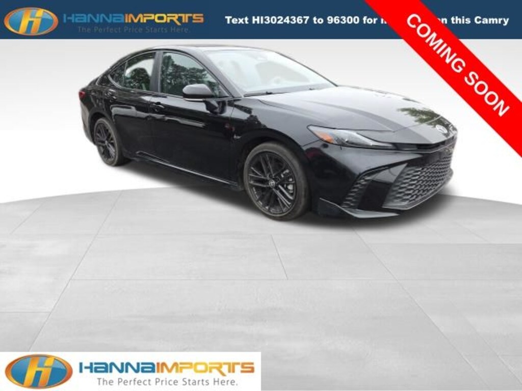 Used 2025 Toyota Camry SE Sedan