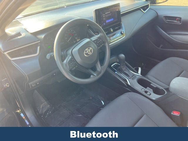 2024 Toyota Corolla Hybrid LE photo 2