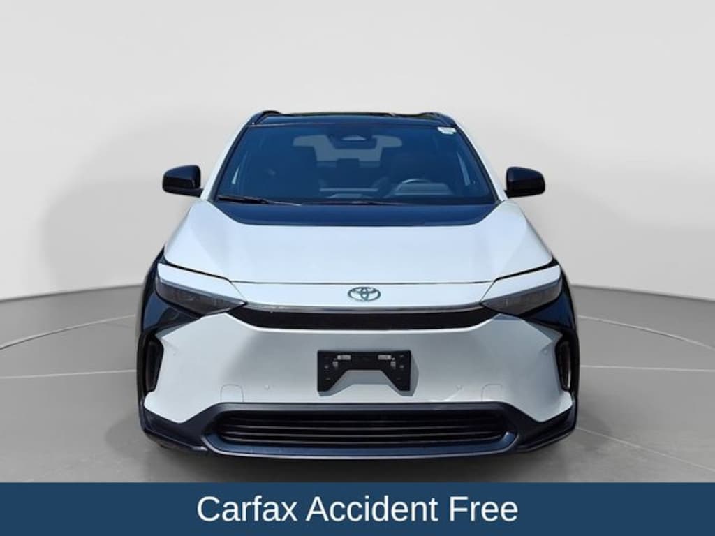 Used 2025 Toyota bZ4X XLE SUV