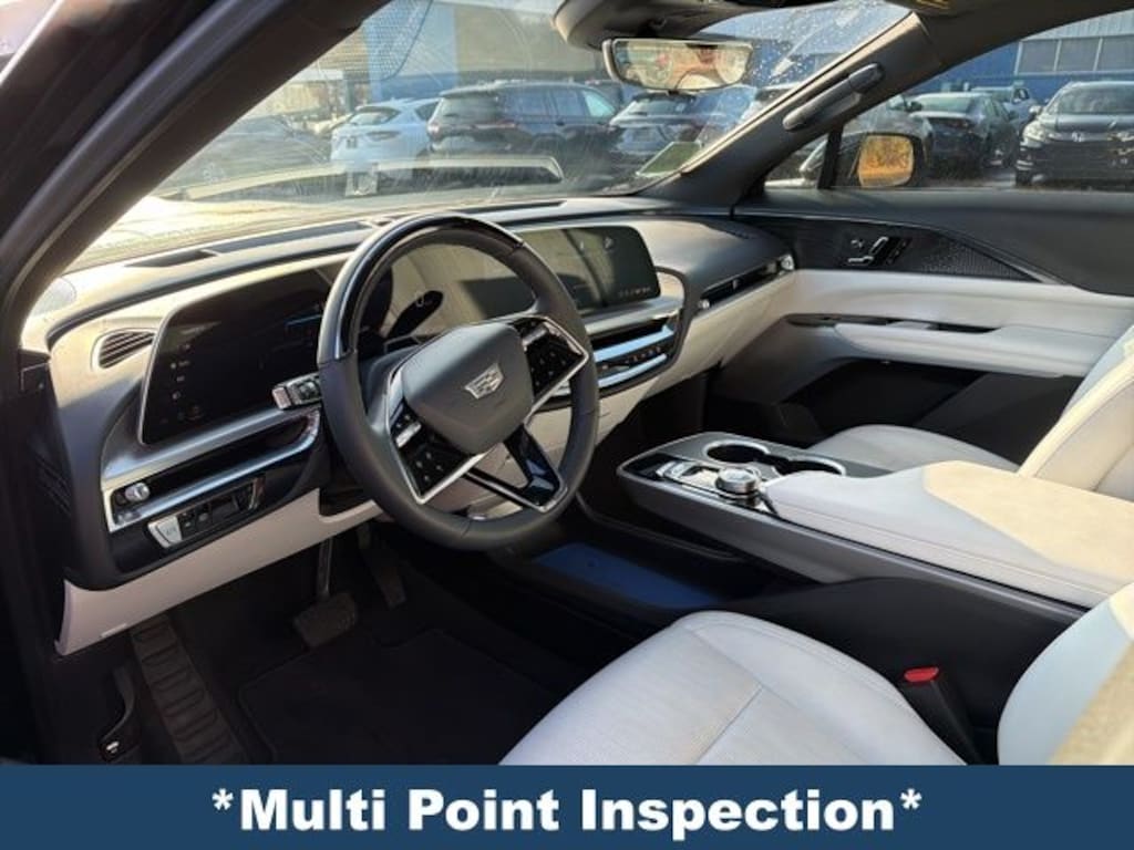 Used 2023 CADILLAC LYRIQ Luxury SUV