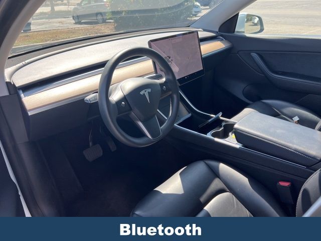 2021 Tesla Model Y Long Range photo 3
