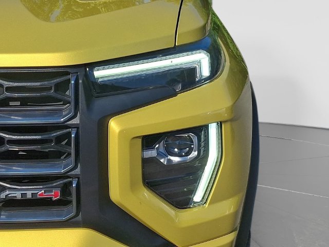 2023 GMC Canyon AT4 - Photo 11