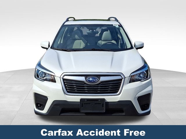 2020 Subaru Forester Premium photo 2