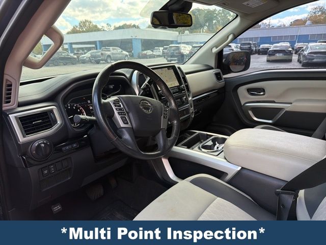 2021 Nissan Titan Crew Cab SV photo 3