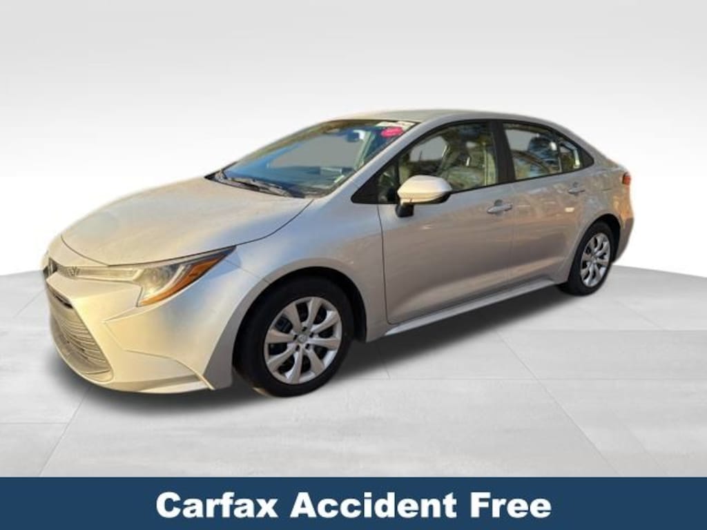 Used 2025 Toyota Corolla LE Sedan