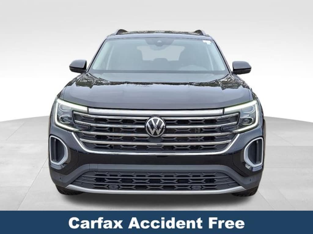 Used 2024 Volkswagen Atlas 2.0T SE w/Technology SUV