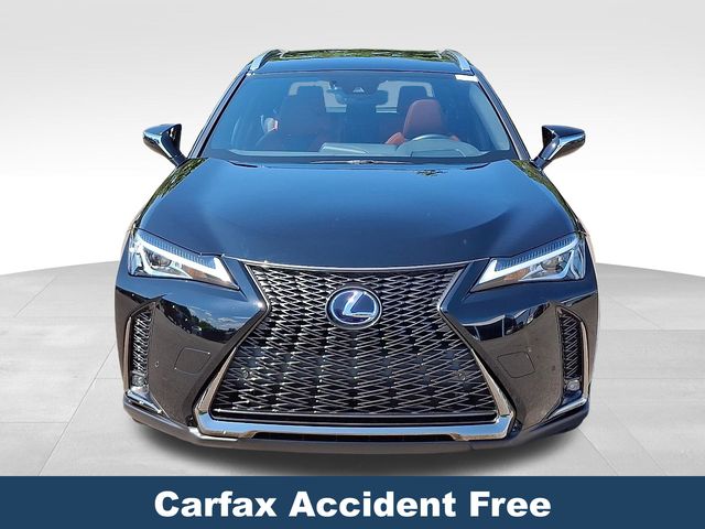 2022 Lexus UX 250h F SPORT photo 2