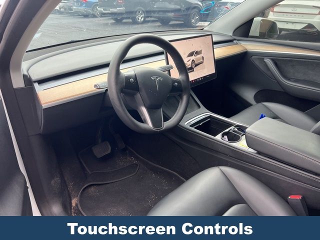 2023 Tesla Model Y Long Range photo 2