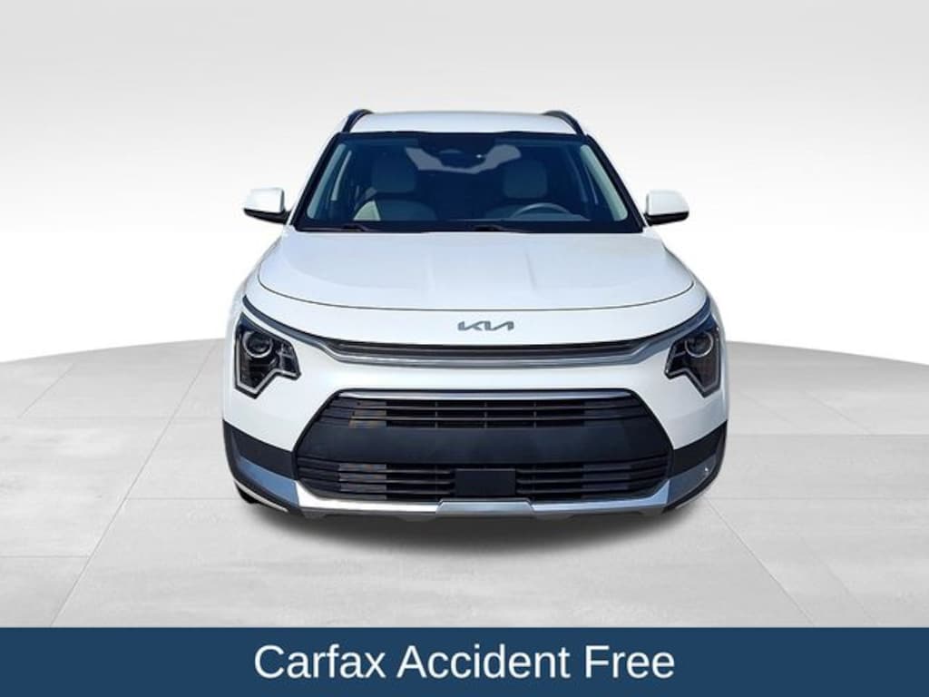 Used 2023 Kia Niro EX SUV