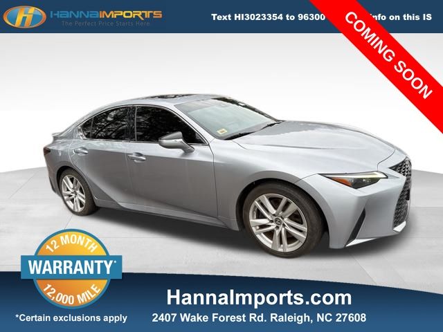 2021 Lexus IS 300's photo