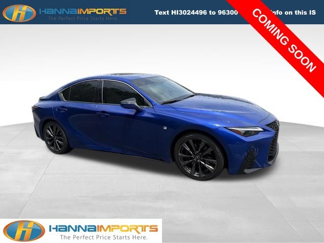 2021 Lexus IS