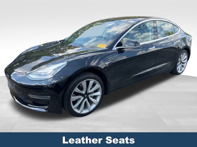 2018 Tesla Model 3 Mid Range photo 2