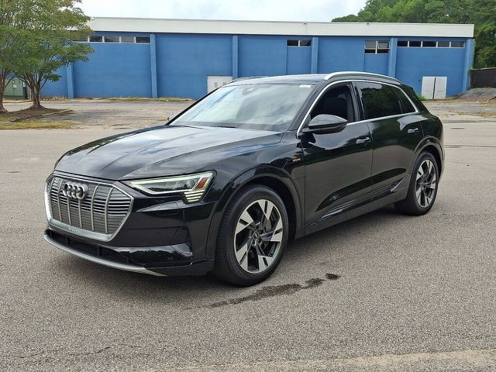 Used 2023 Audi e-tron Premium SUV
