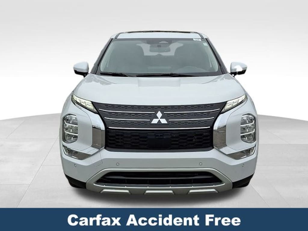 Used 2024 Mitsubishi Outlander SE SUV