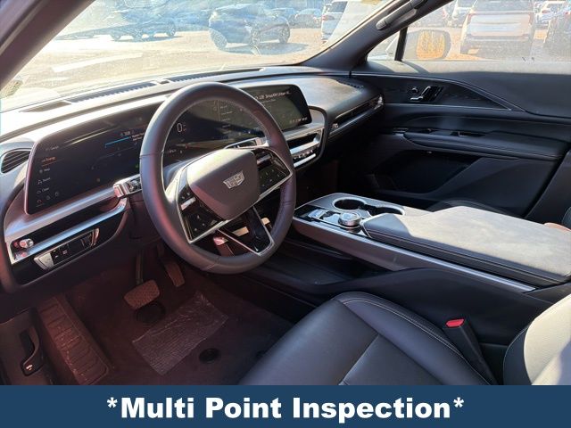 2024 Cadillac Lyriq Sport photo 3