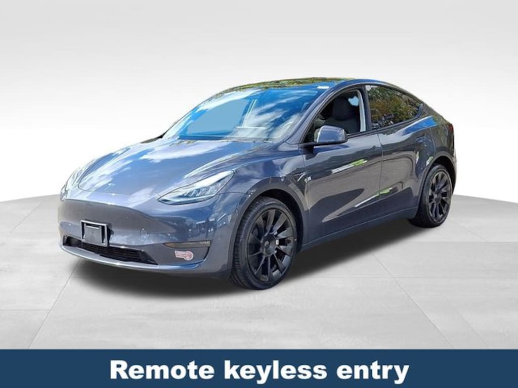 Used 2022 Tesla Model Y Long Range SUV