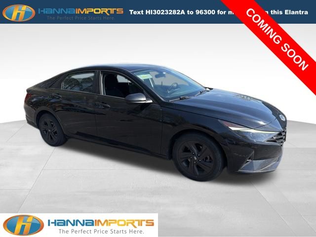 2022 Hyundai Elantra Preferred