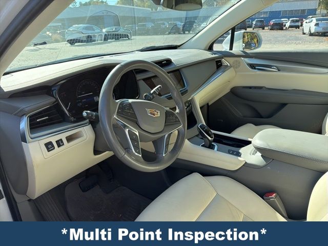 2019 Cadillac XT5 Premium Luxury photo 2