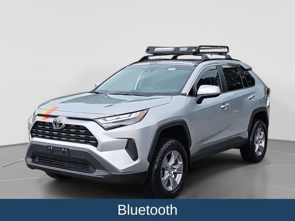 Used 2025 Toyota RAV4 XLE SUV