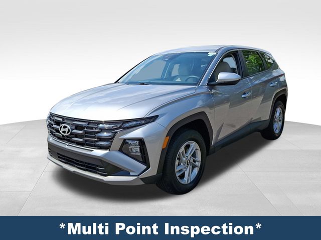 2025 Hyundai Tucson SE photo 3