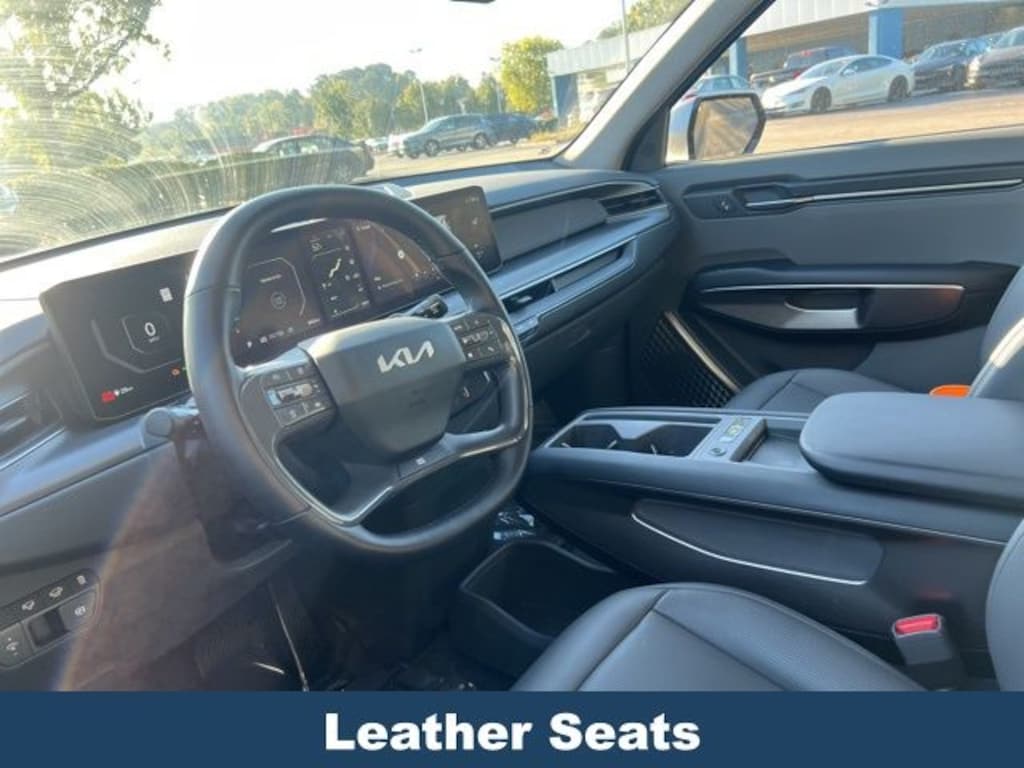 Used 2024 Kia EV9 Light SUV