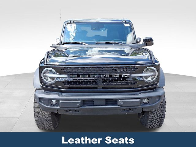 2021 Ford Bronco Wildtrak photo 2