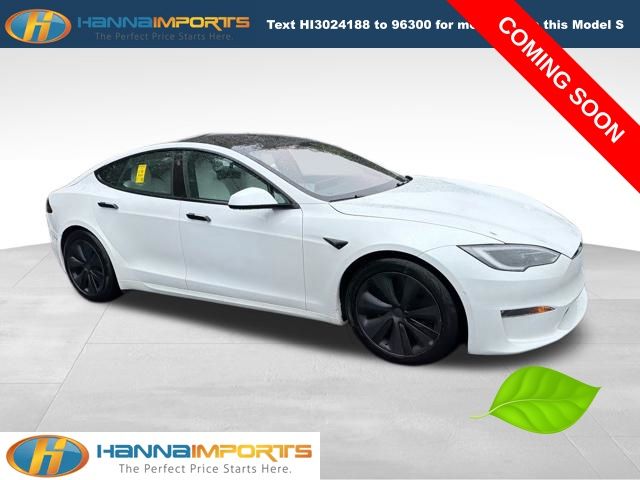 2023 Tesla Model S Standard Range's photo