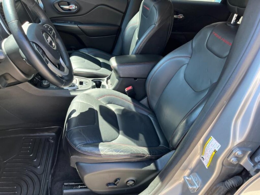 Used 2015 Jeep Cherokee 4WD 4dr Trailhawk
