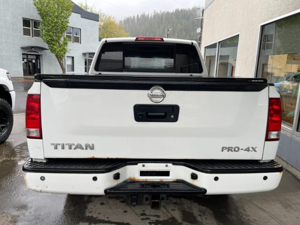Used 2014 Nissan Titan 4WD Crew Cab SWB PRO-4X