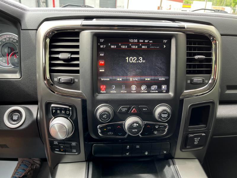 2017 Ram 1500 Sport photo 4