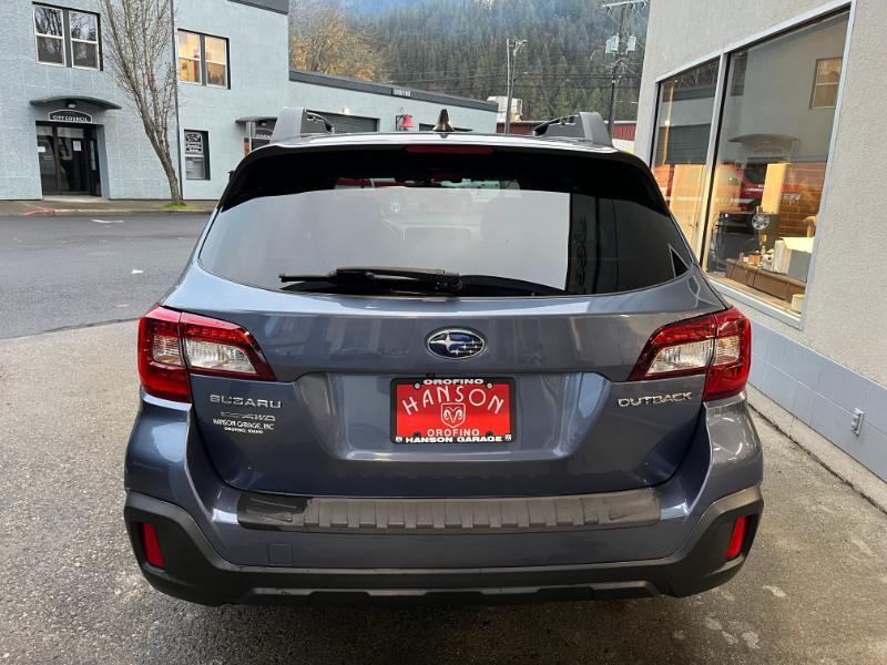 2018 Subaru Outback 2.5i Premium photo 3
